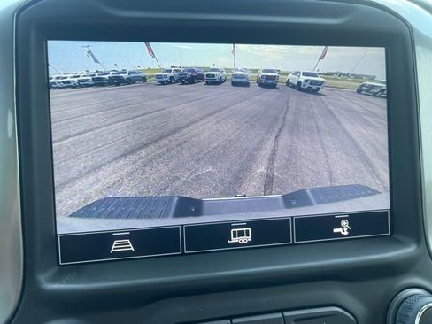 Used 2022 Chevrolet Silverado 2500 LTZ w/ LTZ Convenience Package image 29