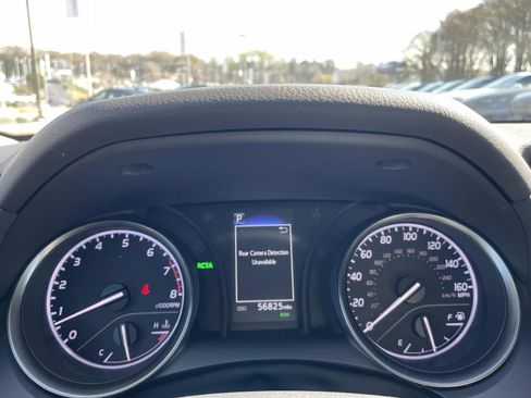 Used 2021 Toyota Camry SE w/ Convenience Package image 46