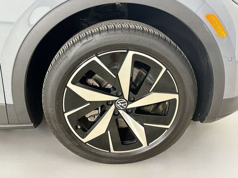 Used 2025 Volkswagen ID.4 Pro S AWD/4WD image 10
