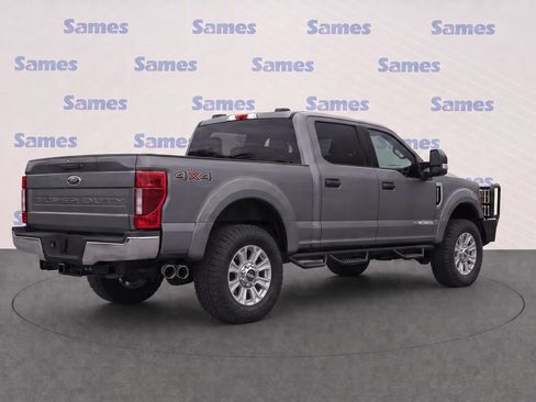 Used 2022 Ford F250 XL w/ STX Appearance Package AWD/4WD image 3