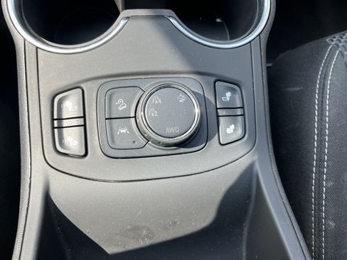 Used 2023 GMC Terrain SLE w/ Driver Convenience Package AWD/4WD image 19