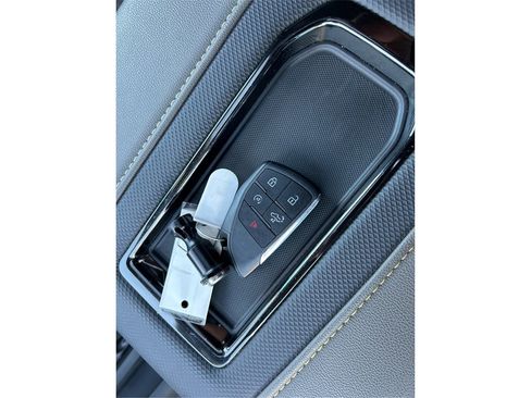 Used 2022 Chevrolet Silverado 1500 ZR2 w/ Technology Package image 28