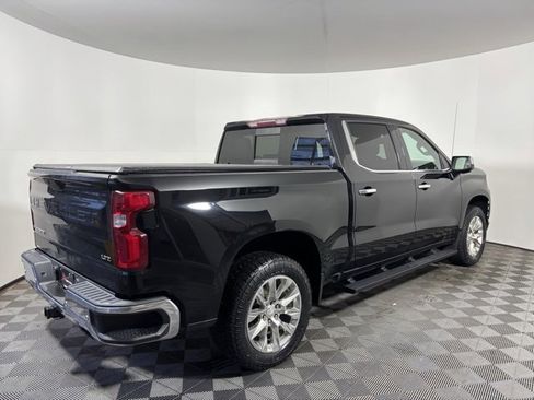 Used 2019 Chevrolet Silverado 1500 LTZ image 6