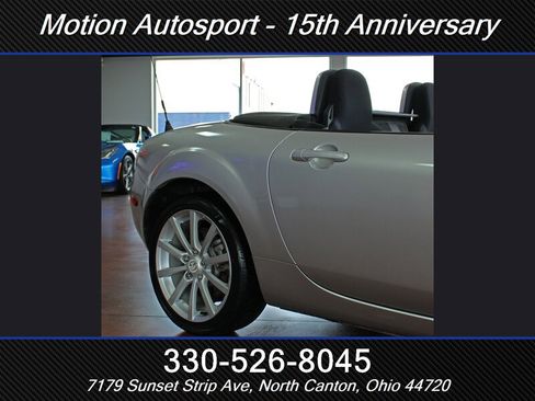 Used 2006 MAZDA MX-5 Miata Sport RWD image 46
