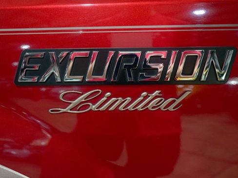Used 2001 Ford Excursion Limited AWD/4WD image 22