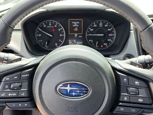 Used 2024 Subaru Crosstrek 2.5i Limited AWD/4WD image 11