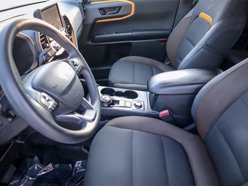 Used 2021 Ford Bronco Sport Badlands image 9