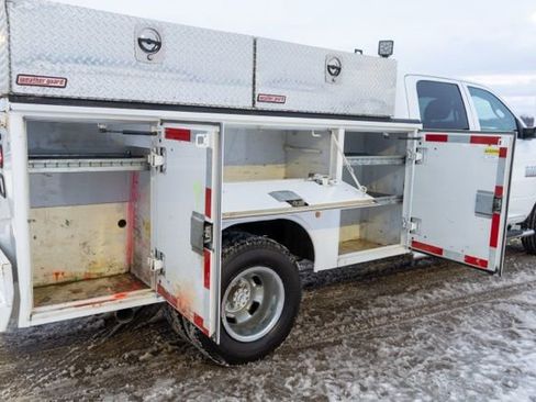 Used 2017 RAM 3500 Tradesman w/ Chrome Appearance Group image 15