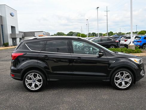 Used 2019 Ford Escape Titanium AWD/4WD image 3