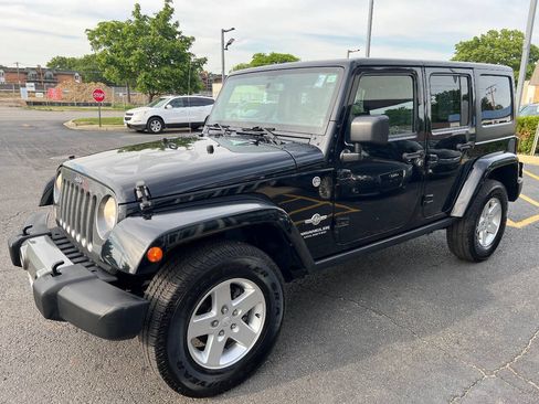 Used 2014 Jeep Wrangler Unlimited Sport AWD/4WD image 6