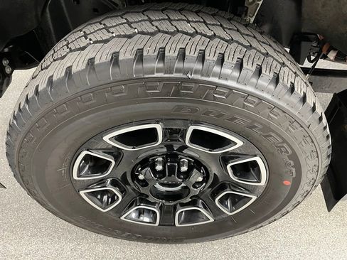 Used 2026 Ford F350 Platinum AWD/4WD image 15