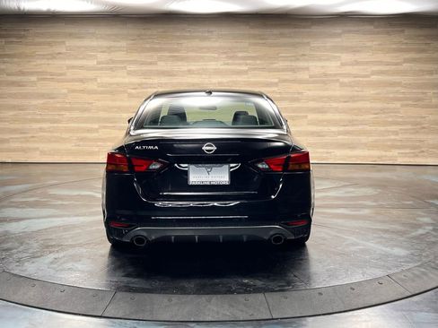 Used 2022 Nissan Altima 2.5 SR FWD image 22