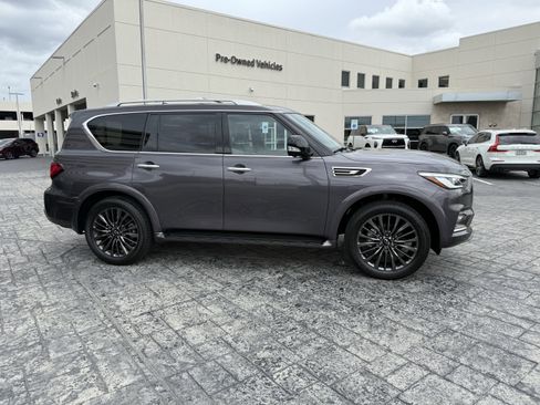 Certified 2024 INFINITI QX80 Sensory image 8