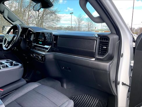 Used 2023 Chevrolet Silverado 1500 LT image 13