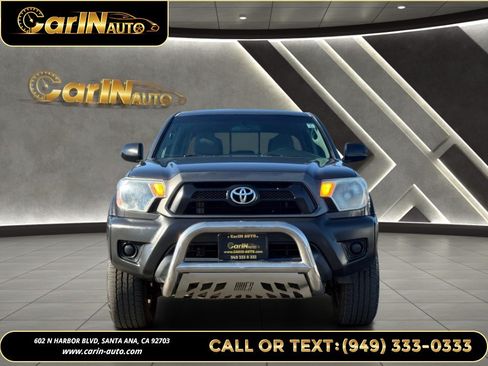 Used 2012 Toyota Tacoma PreRunner w/ Convenience Pkg RWD image 2
