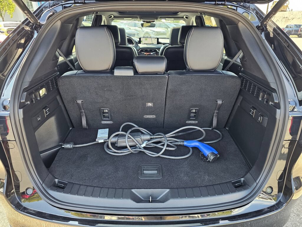 Certified 2025 MAZDA CX-90 Plug-In Hybrid w/ Premium Plus AWD/4WD image 25