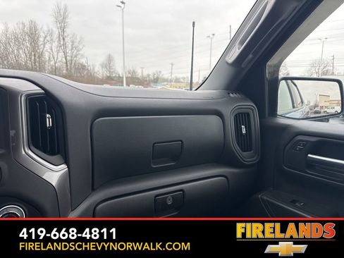 Used 2024 Chevrolet Silverado 1500 Custom Trail Boss image 37