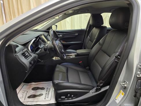Used 2014 Chevrolet Impala LT FWD image 11