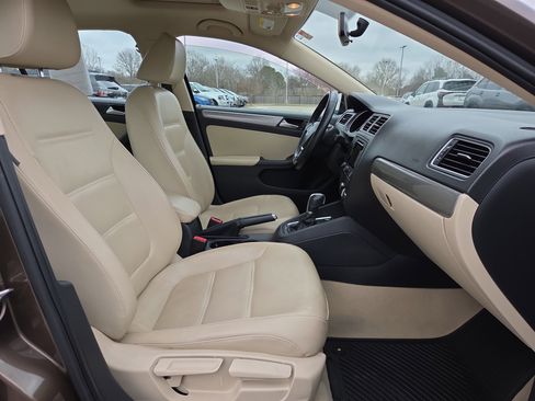 Used 2015 Volkswagen Jetta SE image 15