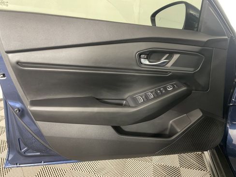 Used 2024 Honda Accord EX image 6