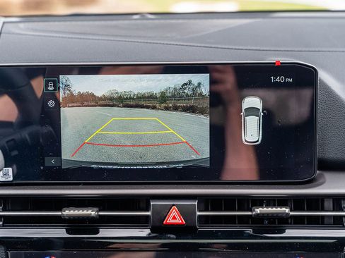 New 2026 Kia Sportage EX FWD image 21