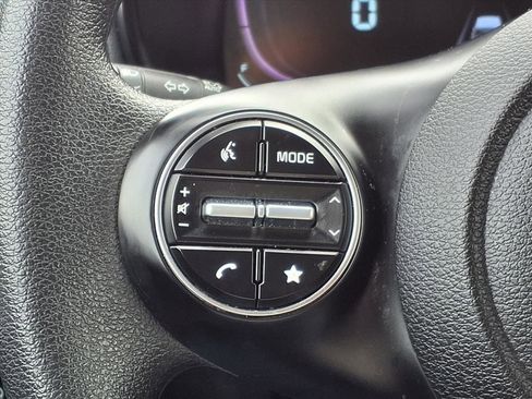 Certified 2023 Kia Soul LX w/ LX Technology Package image 14