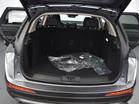 New 2025 Lincoln Corsair Reserve image 22