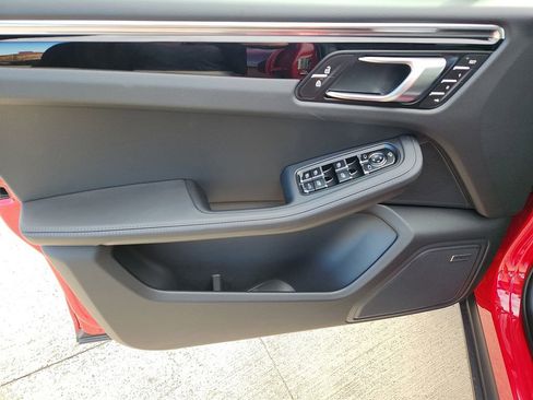 New 2026 Porsche Macan Turbo image 11