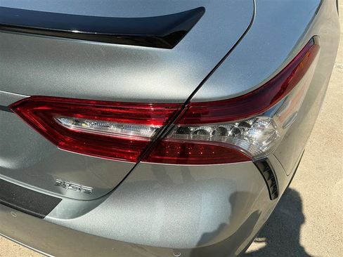 Used 2018 Toyota Camry XSE w/ Protection Package (Q2) FWD image 19