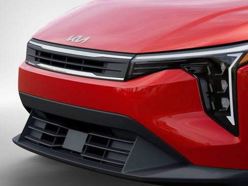 New 2026 Kia K4 FWD image 12