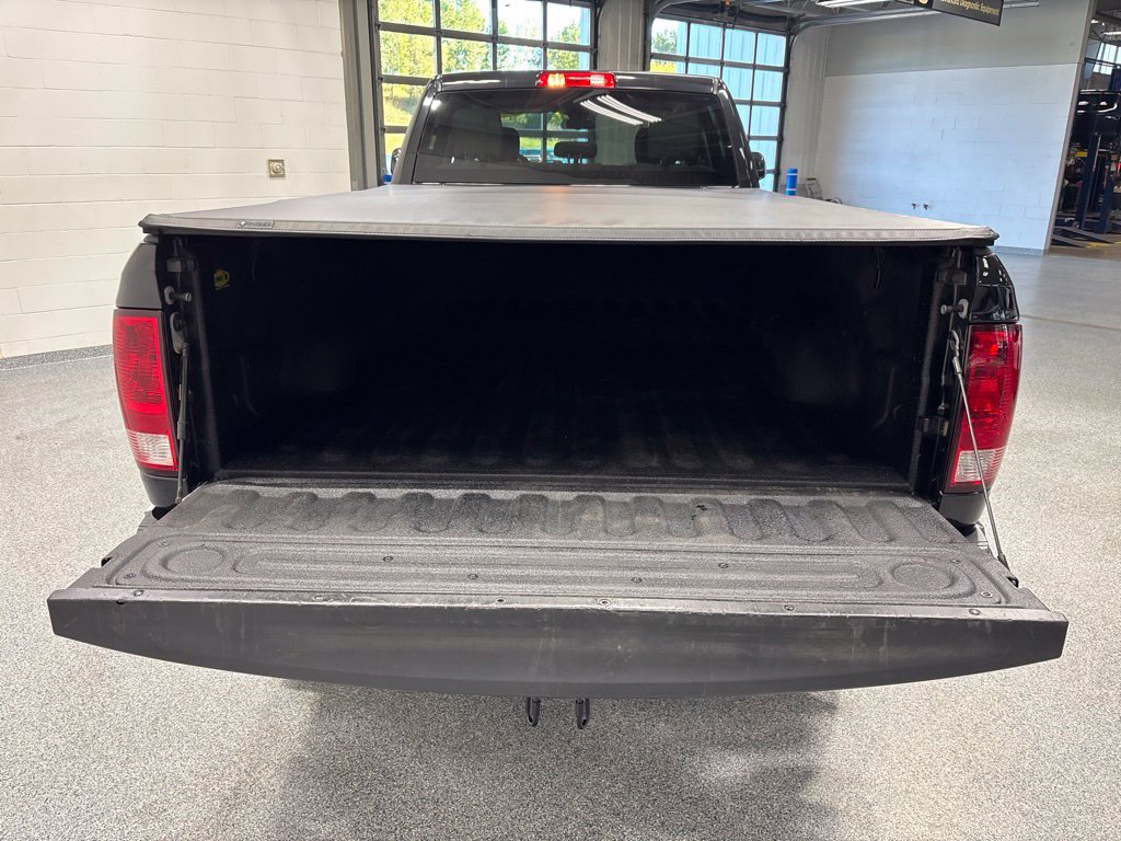 Used 2018 RAM 2500 Tradesman w/ Chrome Appearance Group AWD/4WD image 39