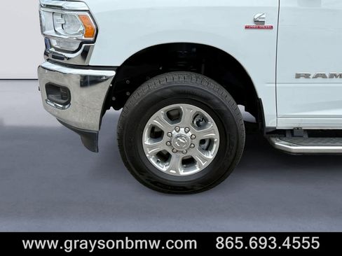 Used 2024 RAM 3500 Big Horn AWD/4WD image 9