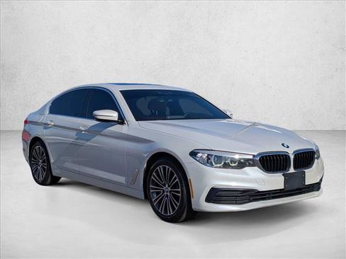 Used 2019 BMW 530i w/ Convenience Package RWD image 3