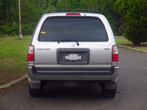 Used 2001 Toyota 4Runner SR5 RWD image 14