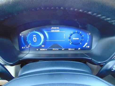 Used 2020 Ford Escape Titanium w/ Titanium Premium Package 2.0 AWD/4WD image 16