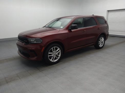 Used 2023 Dodge Durango GT RWD image 2