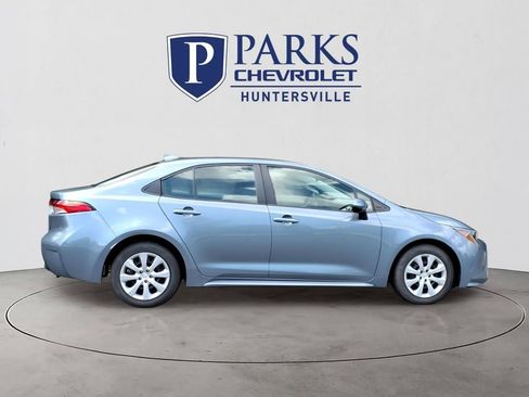 Used 2024 Toyota Corolla LE FWD image 33