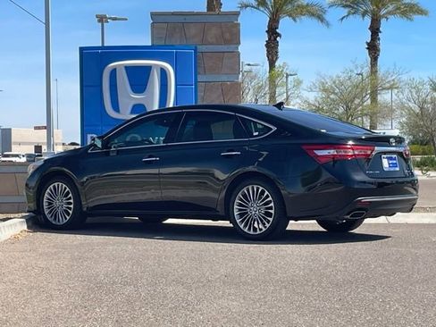 Used 2018 Toyota Avalon Limited w/ Carpet Mat Package image 5