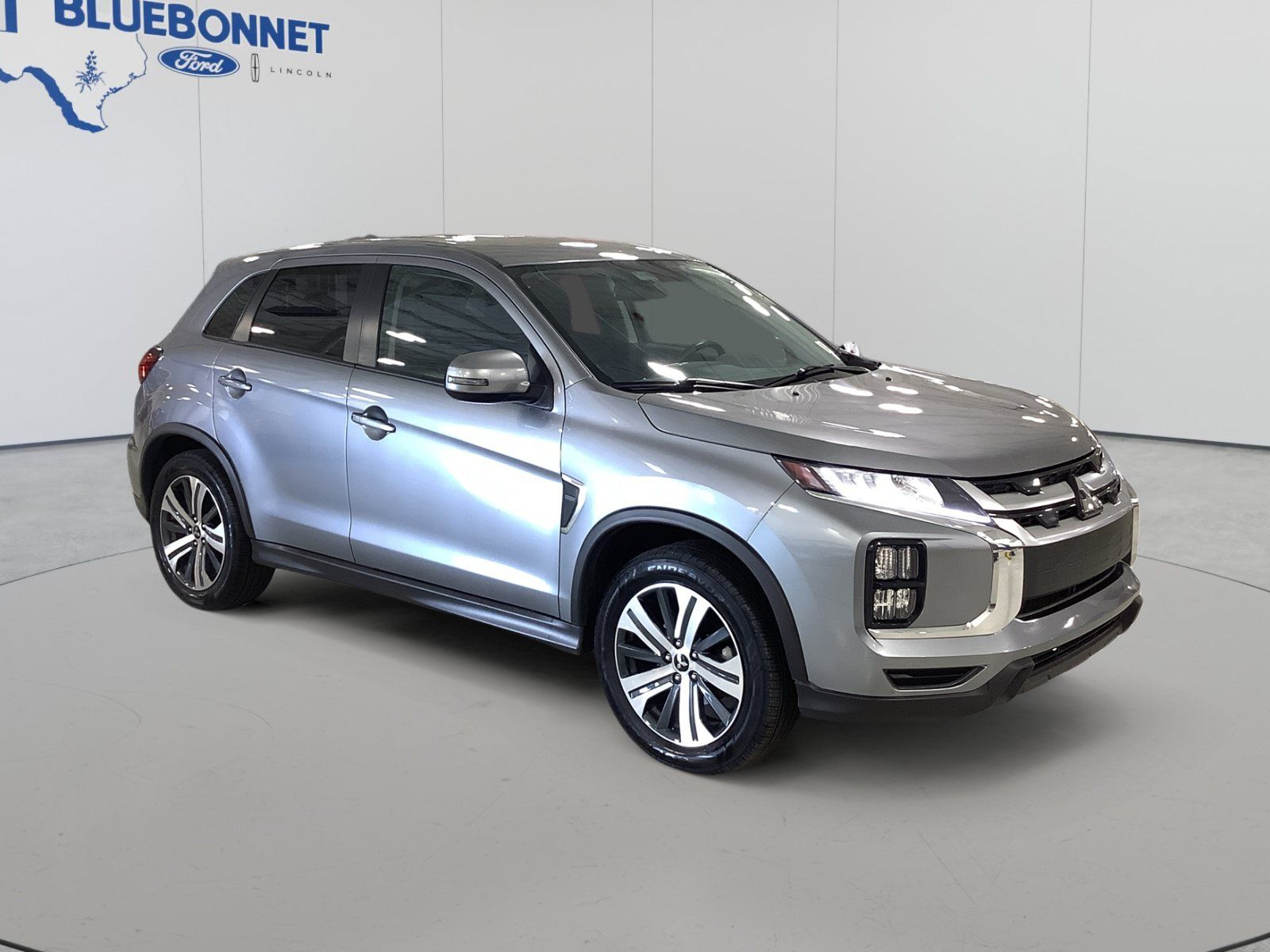 Used 2024 Mitsubishi Outlander Sport SE AWD/4WD image 3