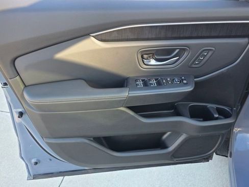 Certified 2025 Honda Pilot Elite image 27