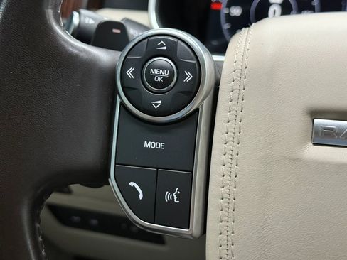 Used 2017 Land Rover Range Rover HSE image 22