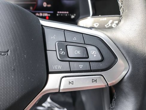 Used 2024 Volkswagen Jetta SE w/ Panoramic Sunroof Package FWD image 22