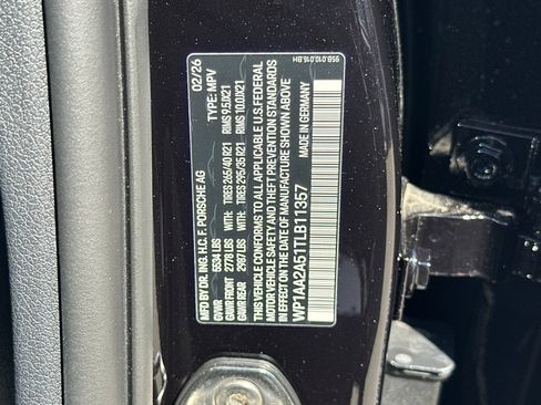 New 2026 Porsche Macan AWD/4WD image 46
