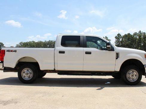 Used 2022 Ford F250 XL w/ Power Equipment Group AWD/4WD image 19