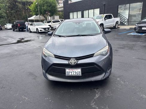 Used 2018 Toyota Corolla LE FWD image 9