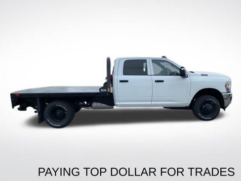 New 2024 RAM 3500 Tradesman w/ Chrome Appearance Group image 6