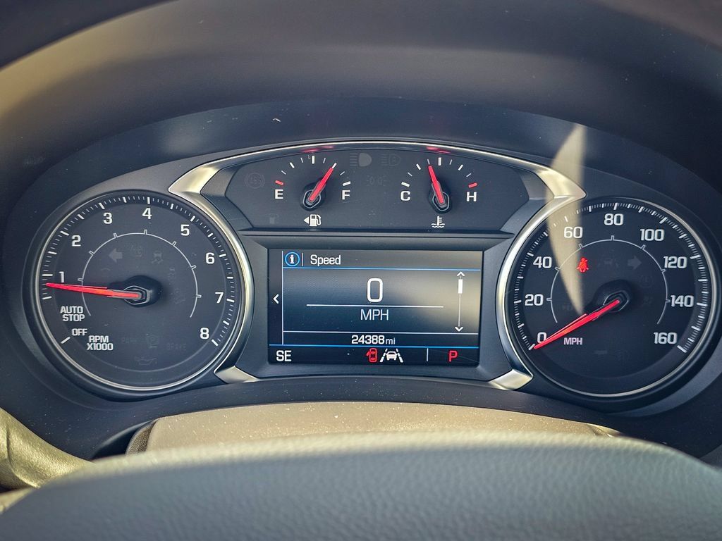 Used 2023 GMC Terrain SLE w/ Driver Convenience Package AWD/4WD image 16