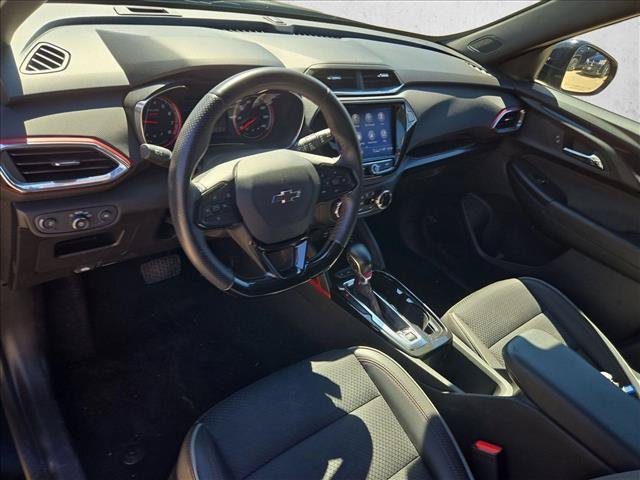Used 2021 Chevrolet TrailBlazer RS w/ Technology Package FWD image 8