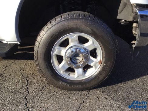 Used 2016 Ford F250 XL w/ Power Equipment Group image 18