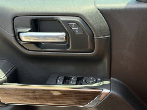 Used 2022 Chevrolet Silverado 1500 Limited LT RWD image 23